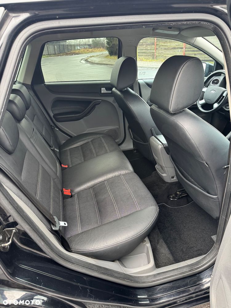 Ford Focus 1.6 TDCi DPF Titanium - 18