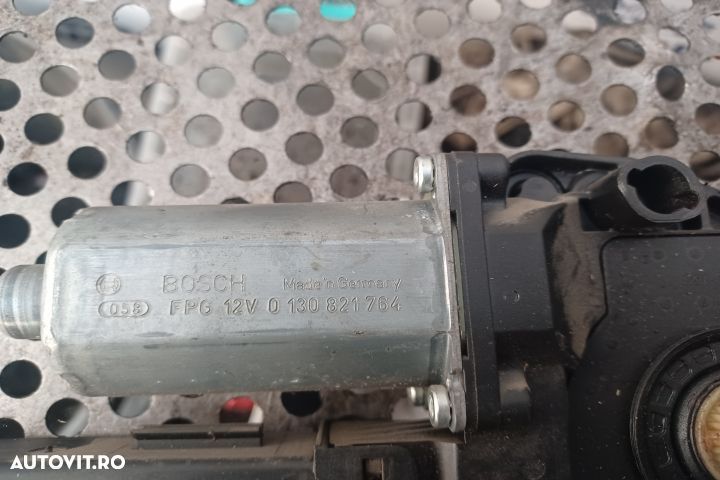Motoras macara geam fata dreapta 0130821764 Audi A4 B7 [2004 - 2008] - 2