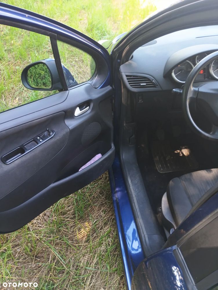 Peugeot 207 1.4 HDi Active - 11
