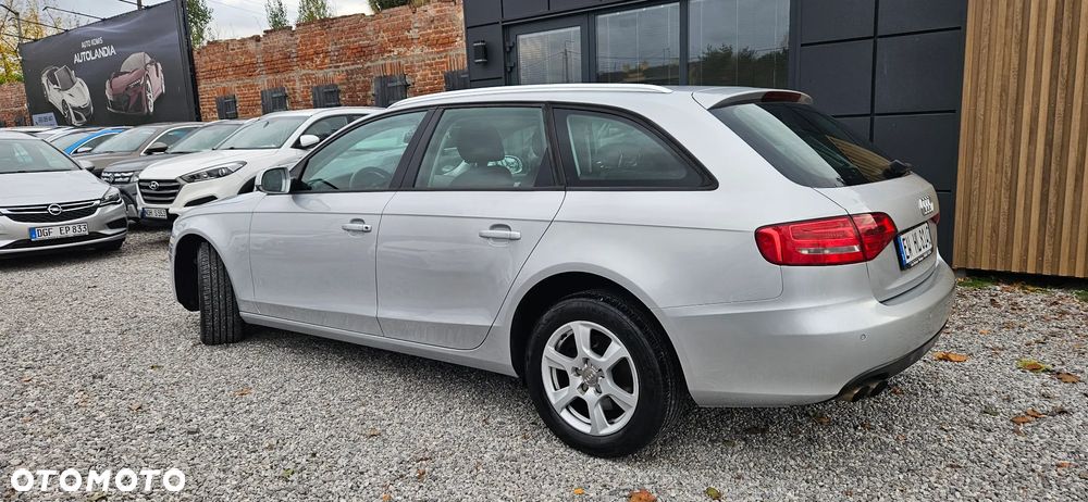 Audi A4 Avant 2.0 TDI DPF Ambition - 13