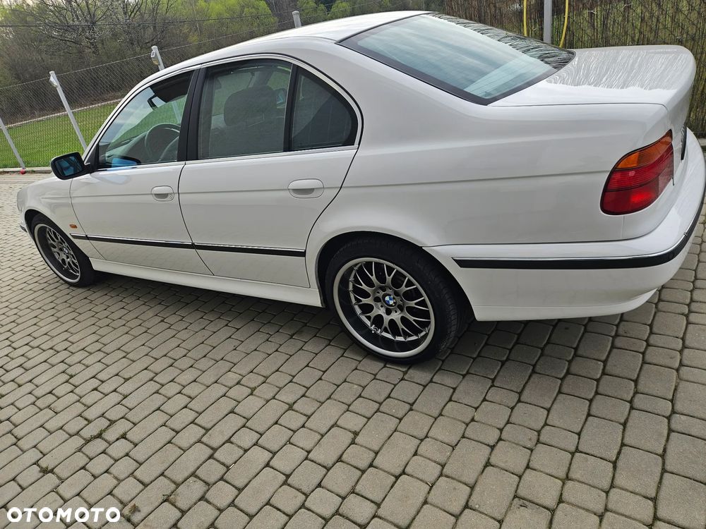 BMW Seria 5 - 9