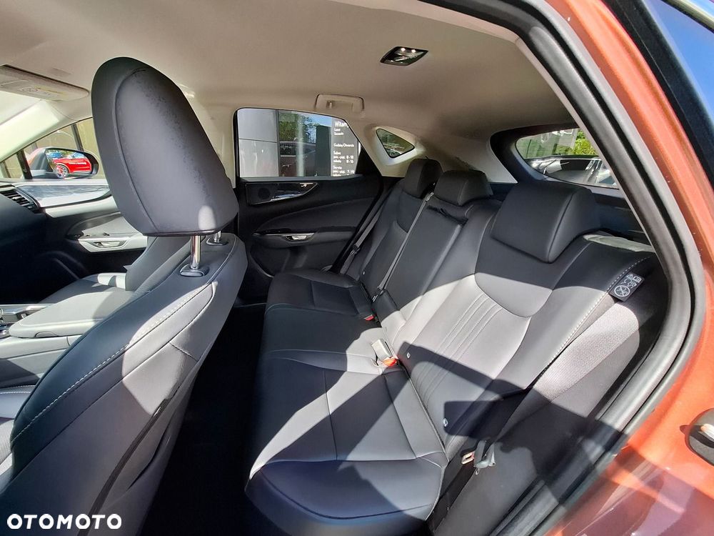 Lexus NX 350h Prestige AWD - 14