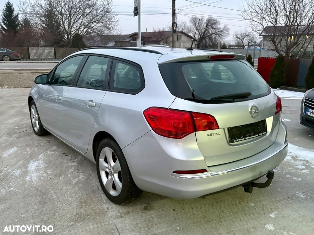 Opel Astra 1.4 Turbo ECOTEC Cosmo - 8