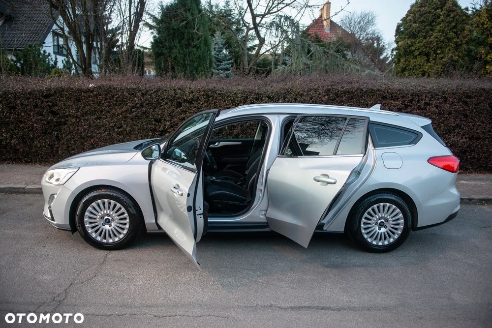 Ford Focus SW 1.5 EcoBlue S&S TITANIUM - 16