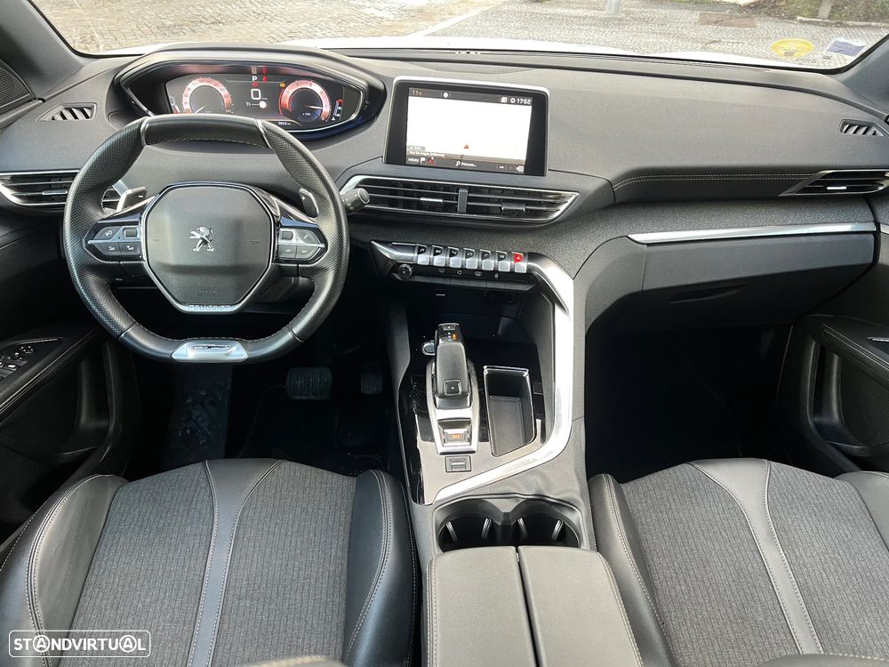 Peugeot 5008 1.5 BlueHDi GT Line EAT8 - 4