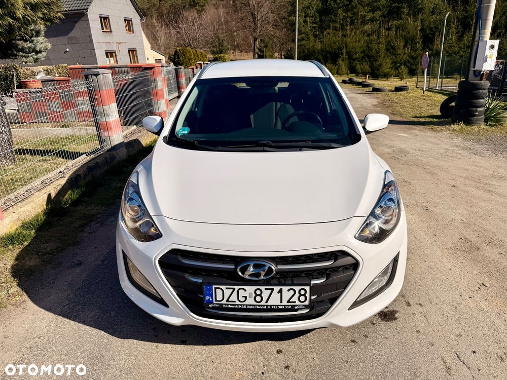 Hyundai i30 blue 1.6 CRDi Classic - 8