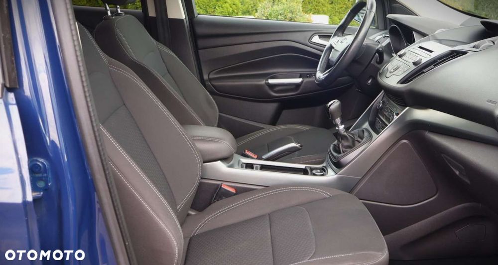 Ford Kuga - 18