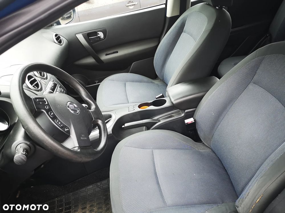 Nissan Qashqai 2.0 dCi DPF acenta - 11