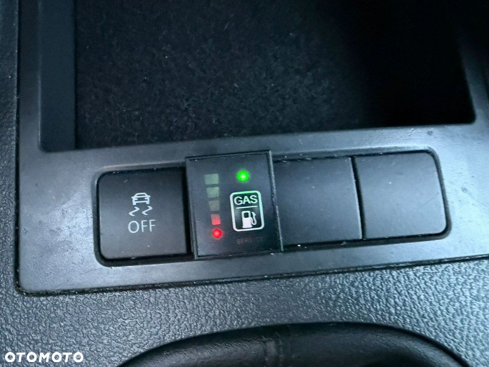 Volkswagen Caddy - 23