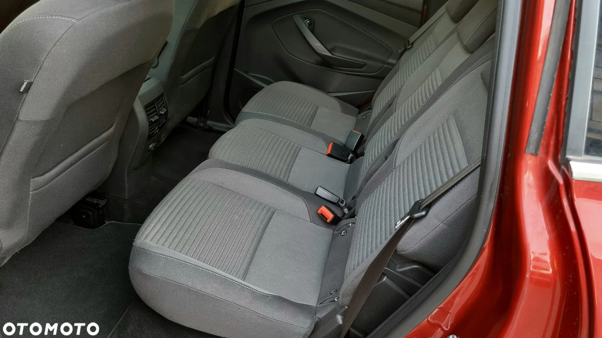 Ford C-MAX 2.0 TDCi Start-Stop-System Titanium - 17