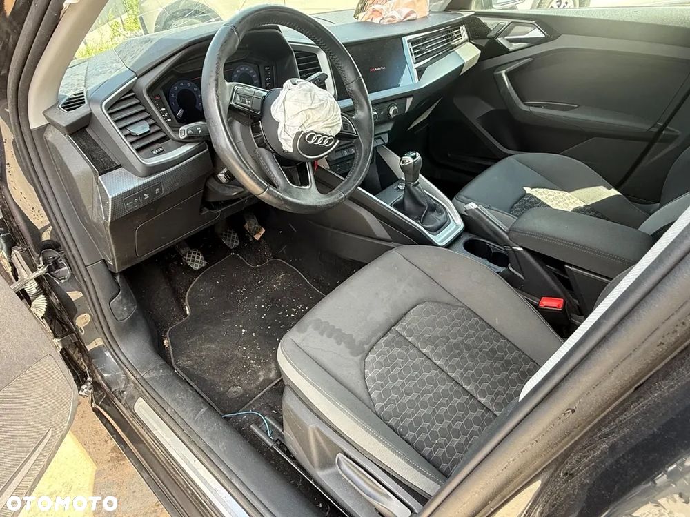 Audi A1 Sportback 25 TFSI advanced - 6