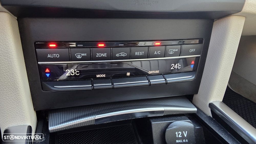 Mercedes-Benz E 300 Bluetec Hybrid Avantgarde - 20