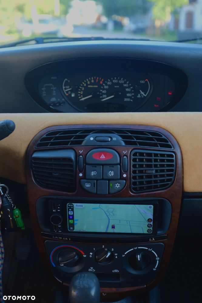 Lancia Ypsilon - 18