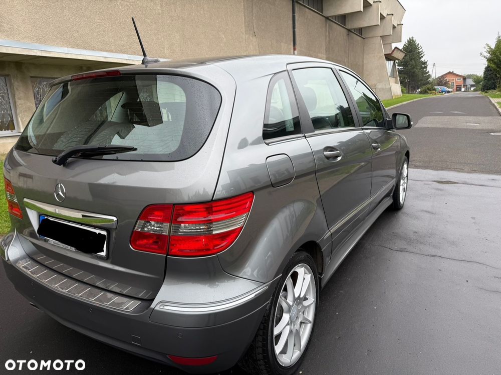 Mercedes-Benz Klasa B 200 CDI - 9