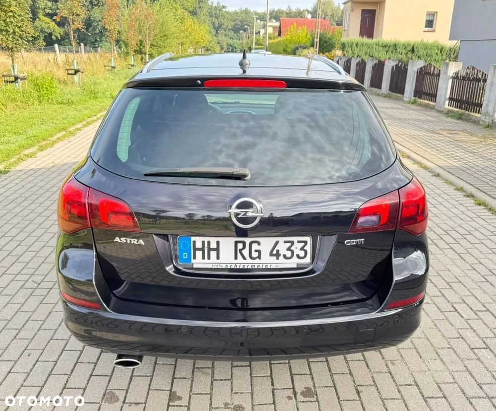 Opel Astra IV 2.0 CDTI Cosmo - 6