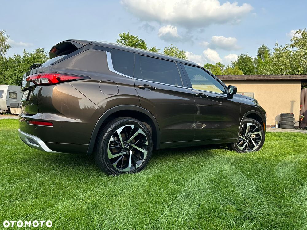 Mitsubishi Outlander - 6