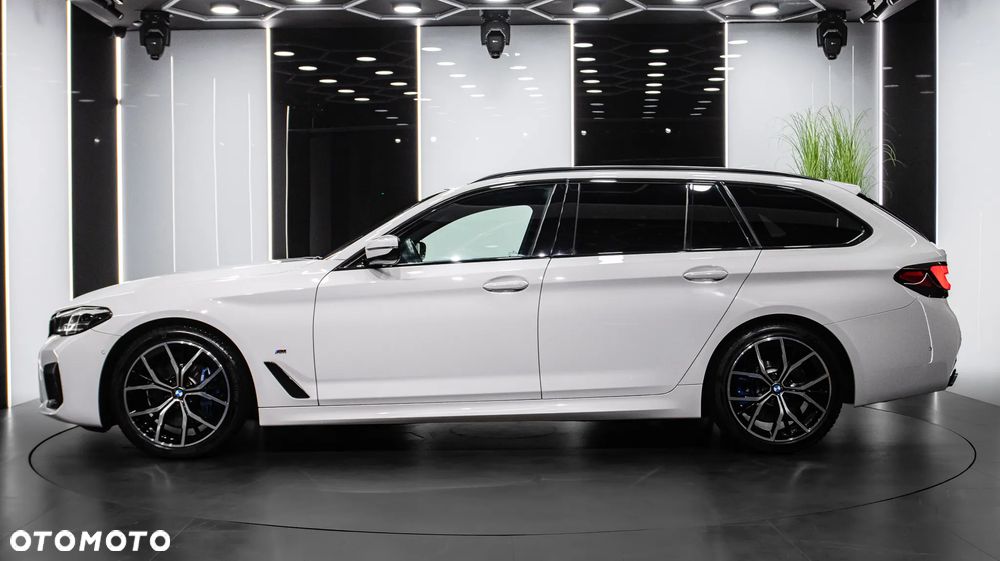 BMW Seria 5 520d xDrive M Sport sport - 5