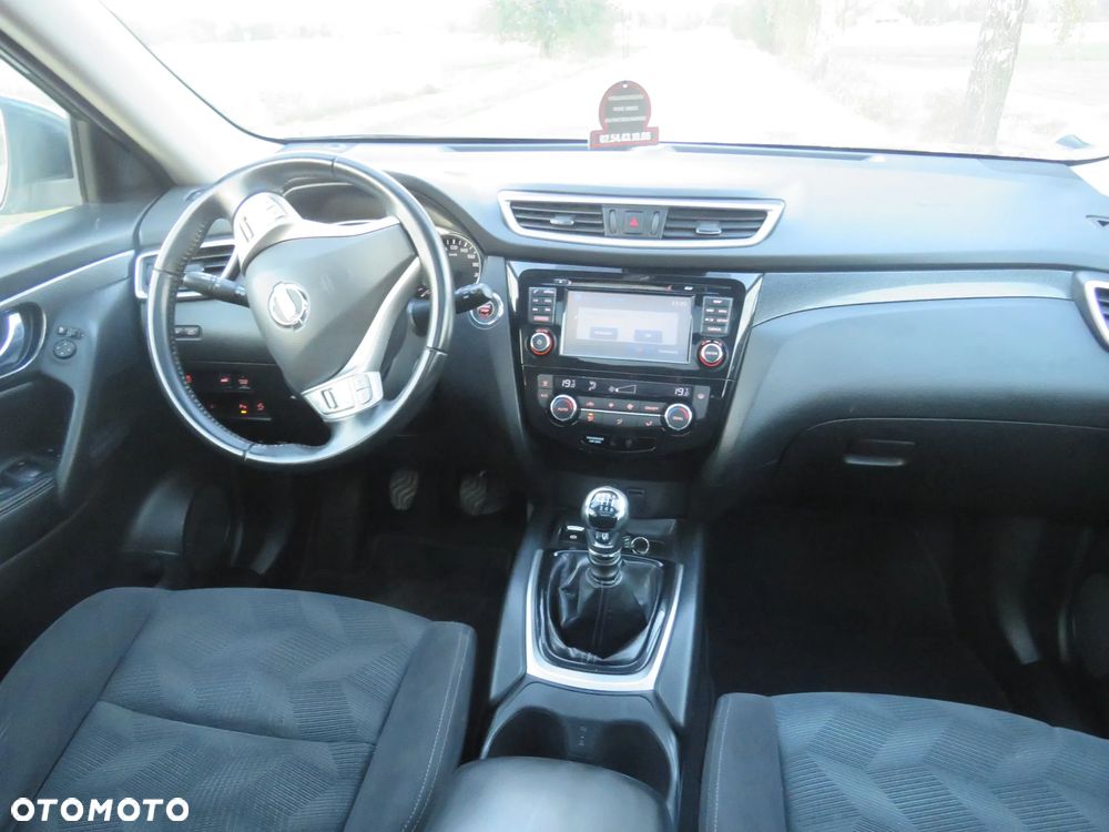 Nissan X-Trail 1.6 DCi ALL-MODE 4x4i Acenta - 16