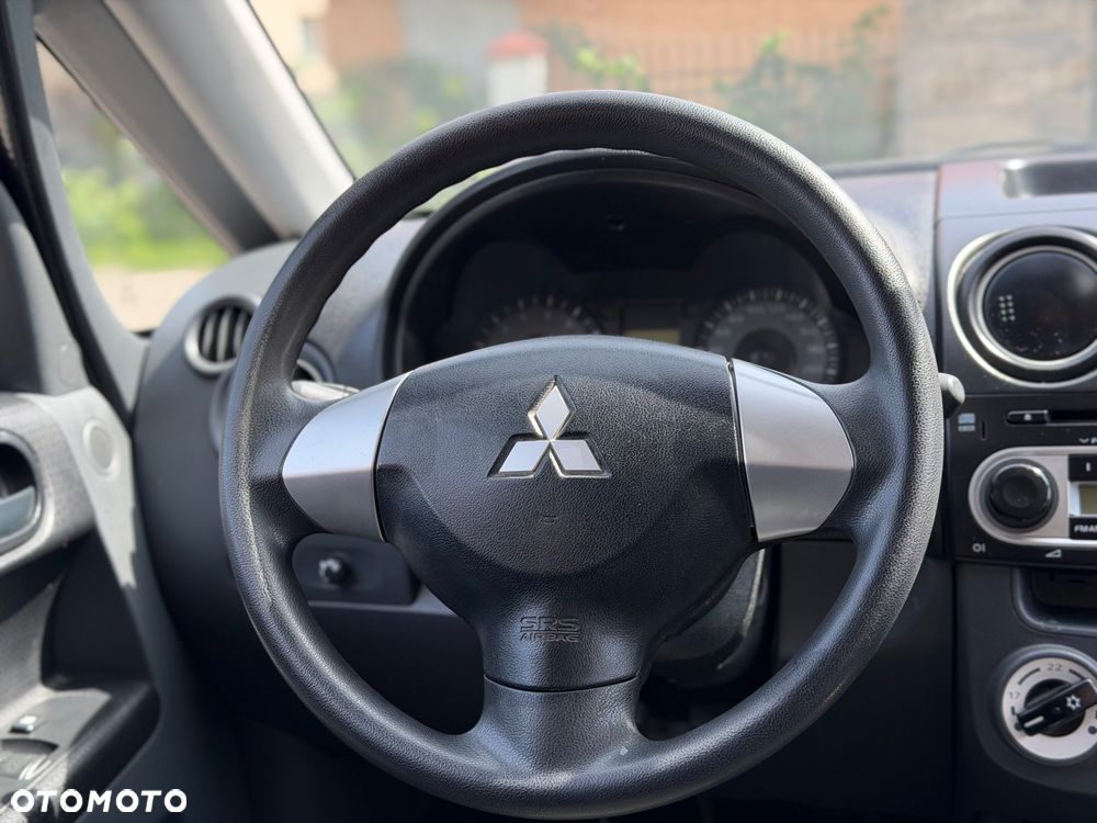 Mitsubishi Colt 1.3 Invite - 18