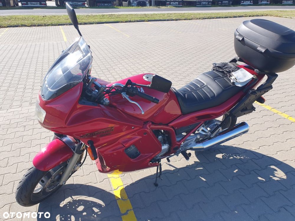 Yamaha XJ - 3