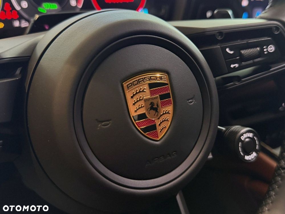 Porsche Cayenne - 21