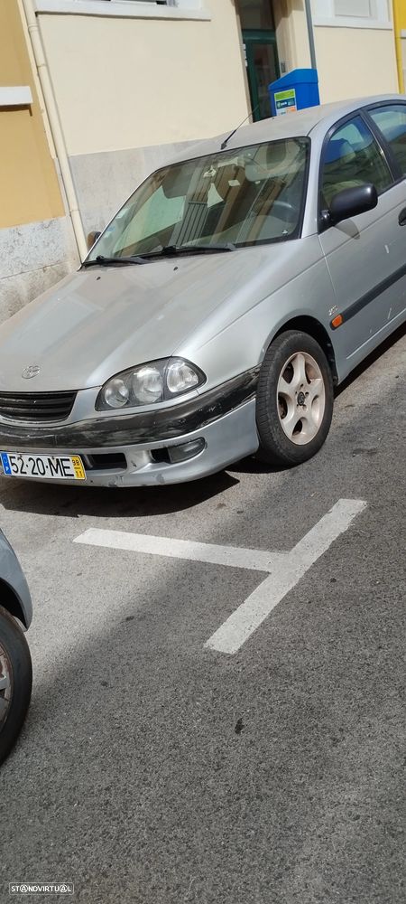 Toyota Avensis Sedan 2.0 TD Sol - 3