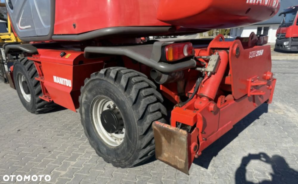 Manitou MRT 2150 - 16