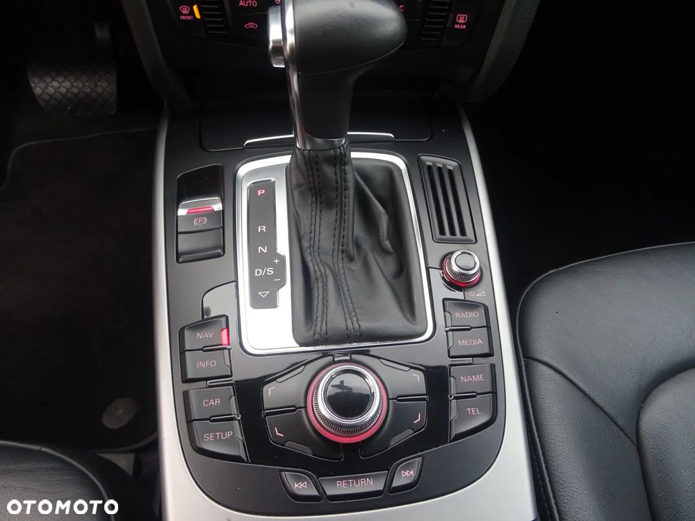 Audi A4 Limousine - 23