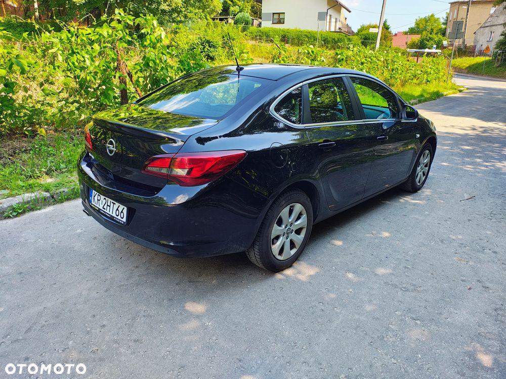 Opel Astra 1.4 T EU6 - 5