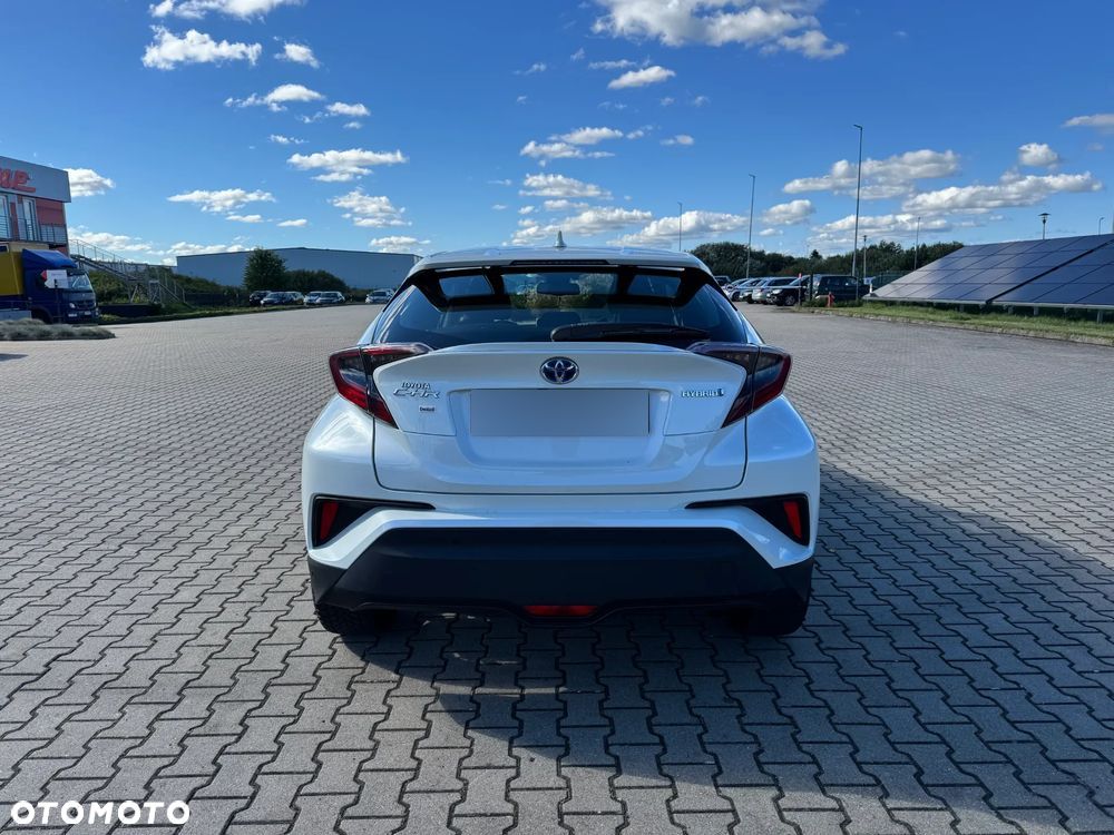 Toyota C-HR - 8