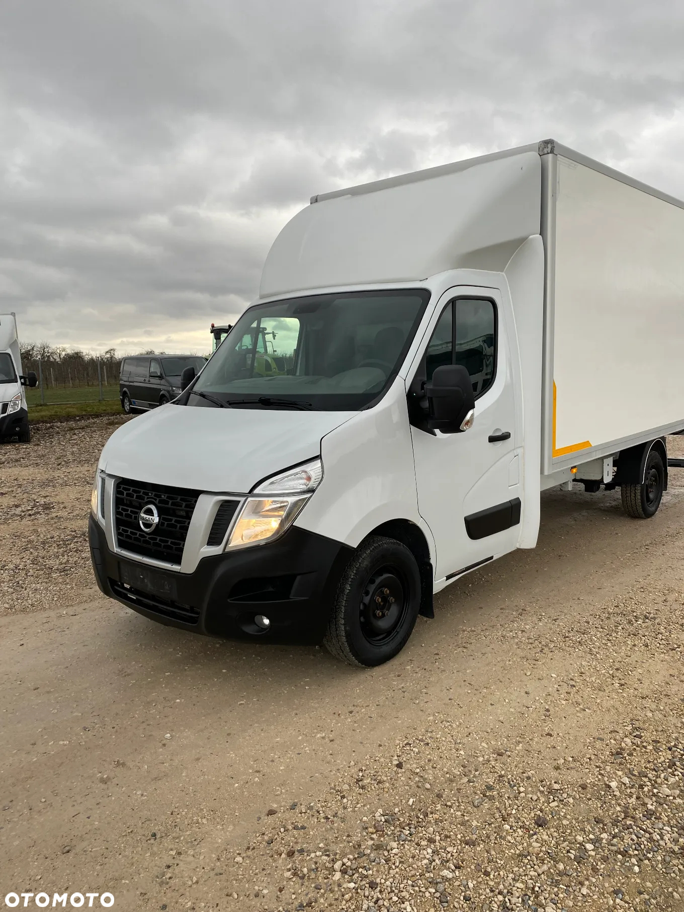 Nissan NV 400 - 2