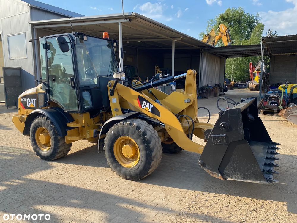 Caterpillar CAT 907H2, 5800 MTH, ŁYŻKA OTWIERANA + WIDŁY, z NIEMIEC, - 10