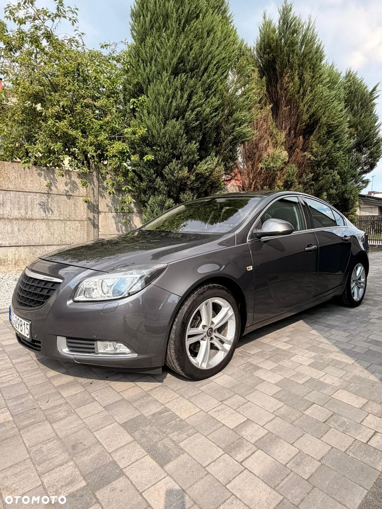 Opel Insignia 2.0 T Cosmo 4x4 - 1