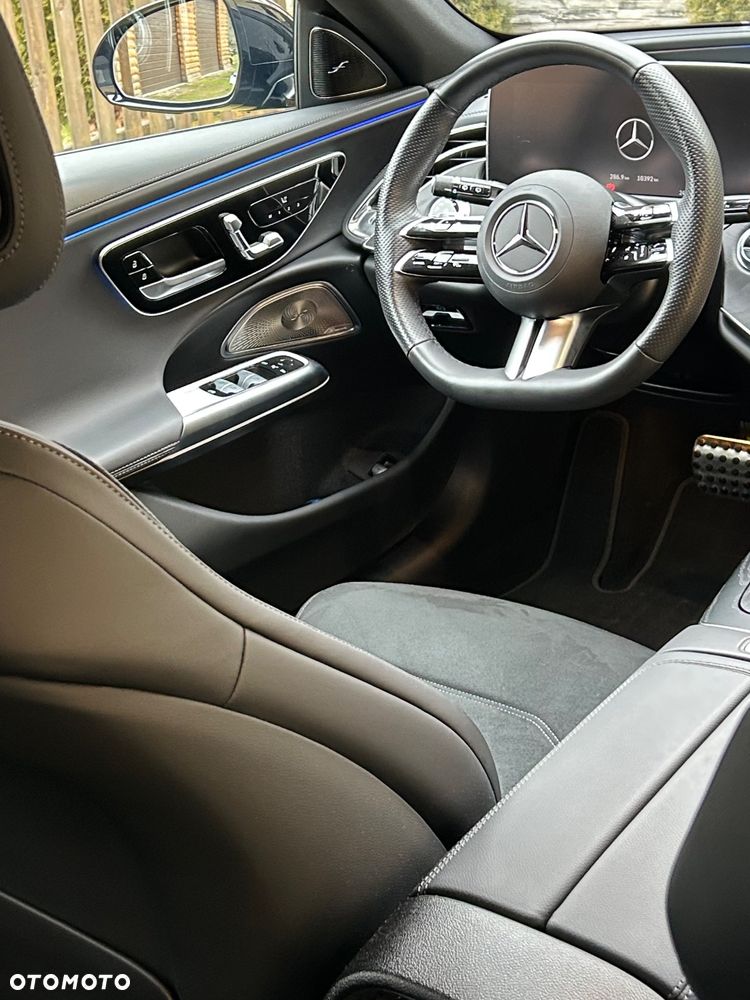 Mercedes-Benz Klasa E 200 mHEV 4-Matic AMG 9G-Tronic - 16