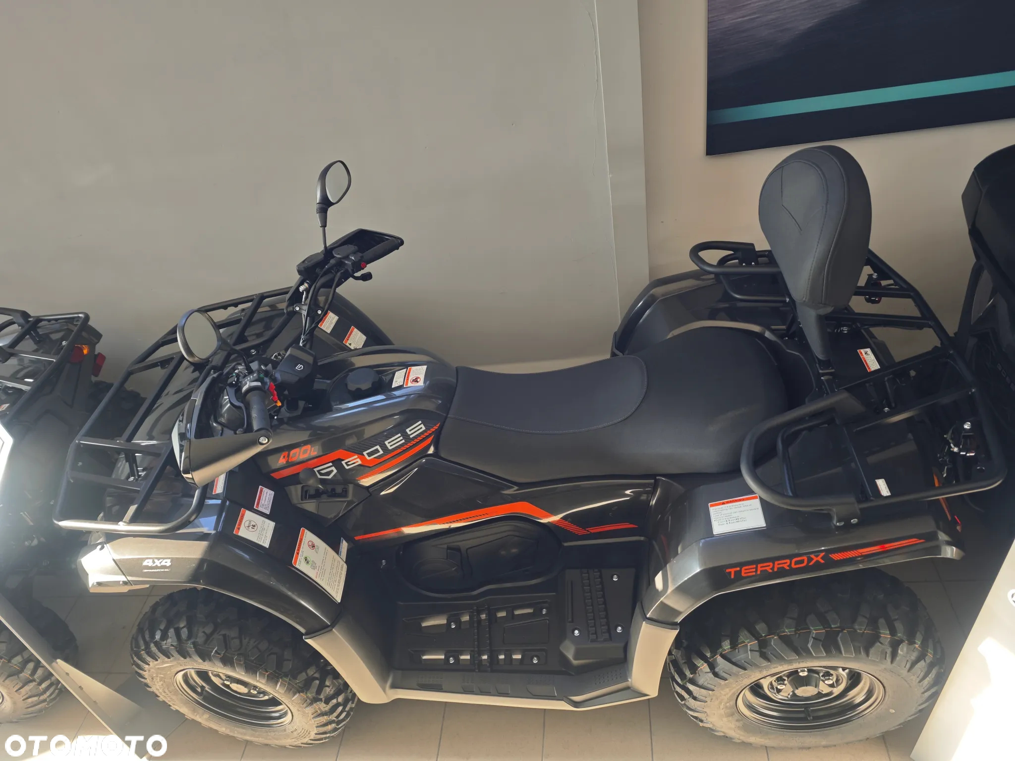 CFMoto CForce - 12