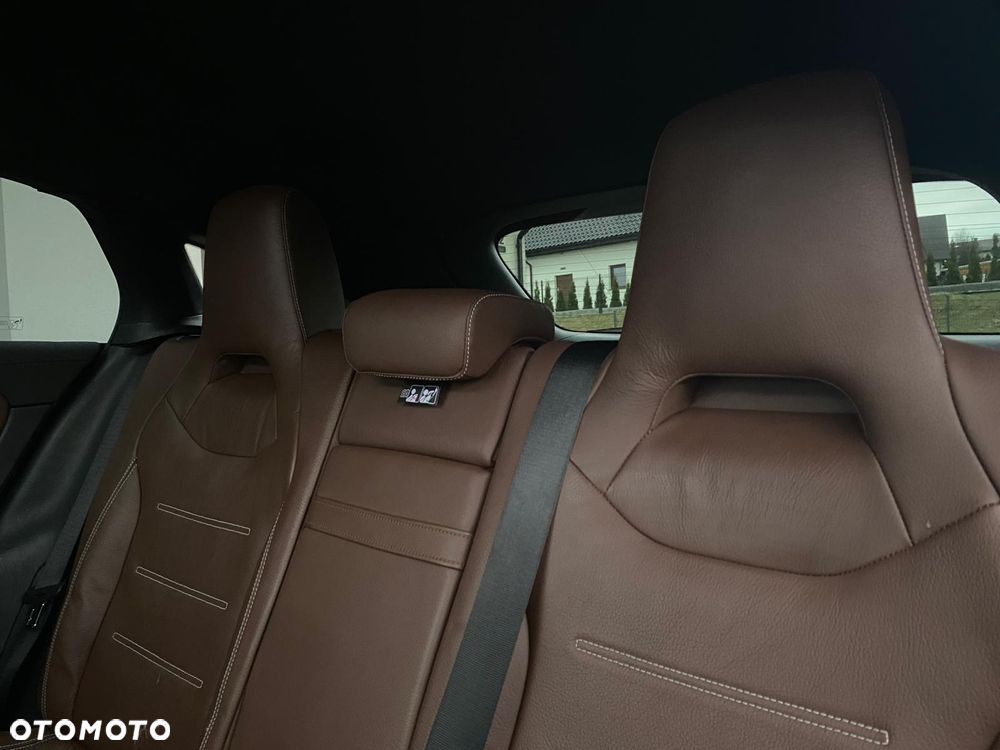 Mercedes-Benz CLA 220 d 4-Matic AMG Line 8G-DCT - 31