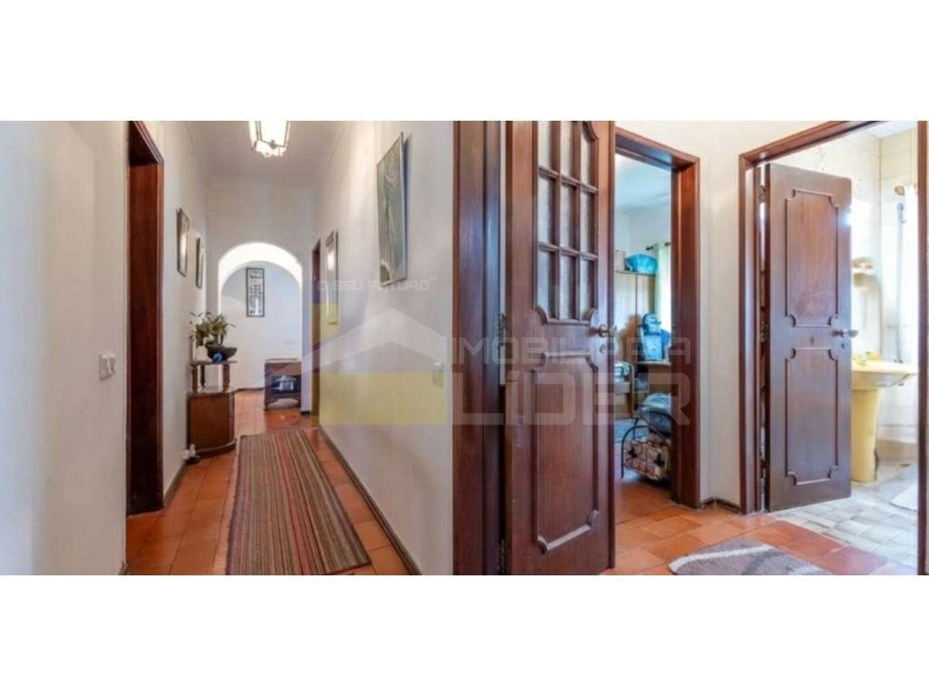 Moradia isolada T5 com 250m2 S. Sebastiao de Guerreiros, Loures. - Grande imagem: 3/12