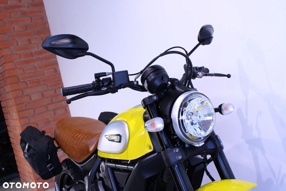 Ducati Scrambler - 14