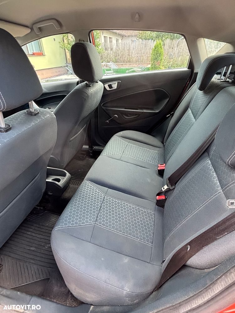 Ford Fiesta - 6