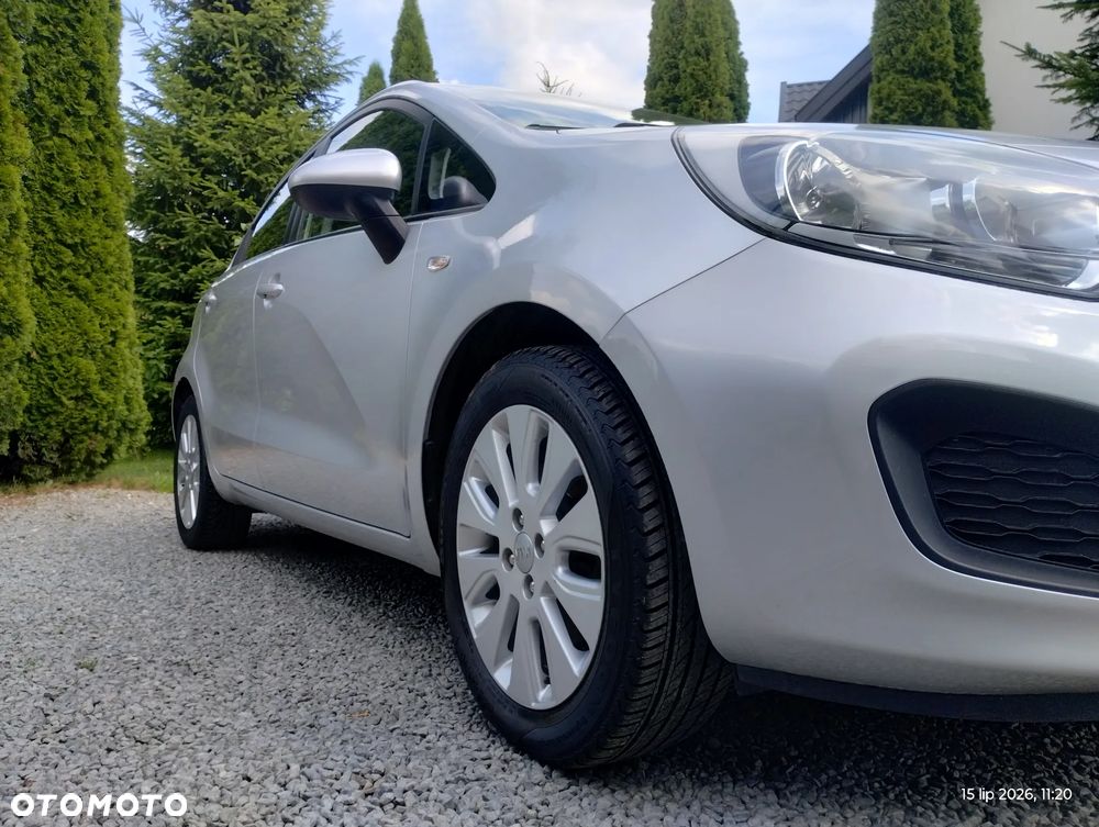 Kia Rio - 2