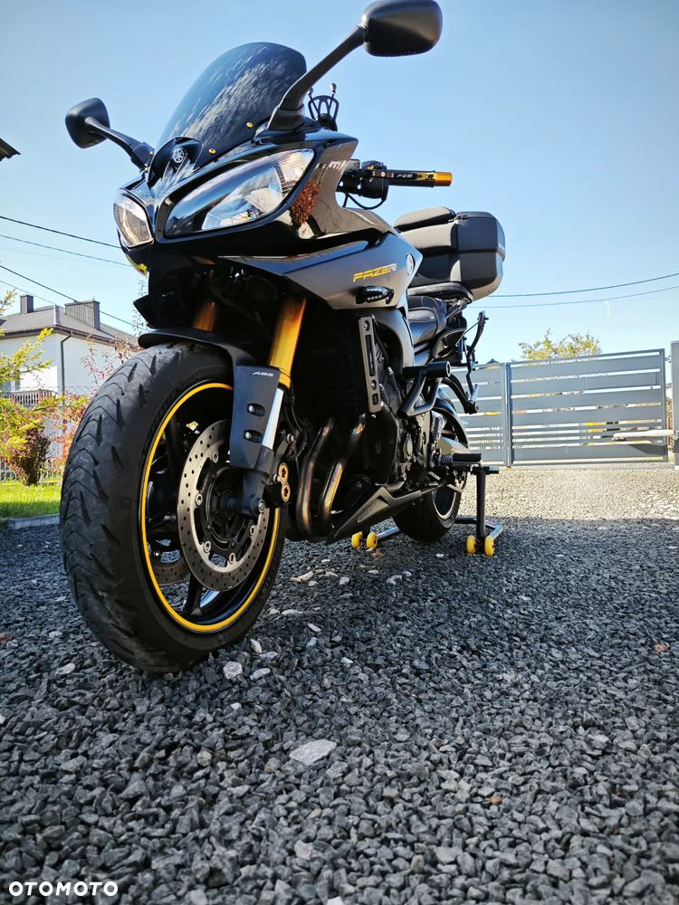 Yamaha FZ8 - 2