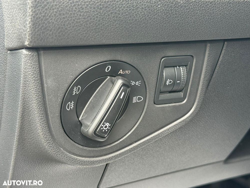 Volkswagen Polo 1.0 TSI DSG Life - 23