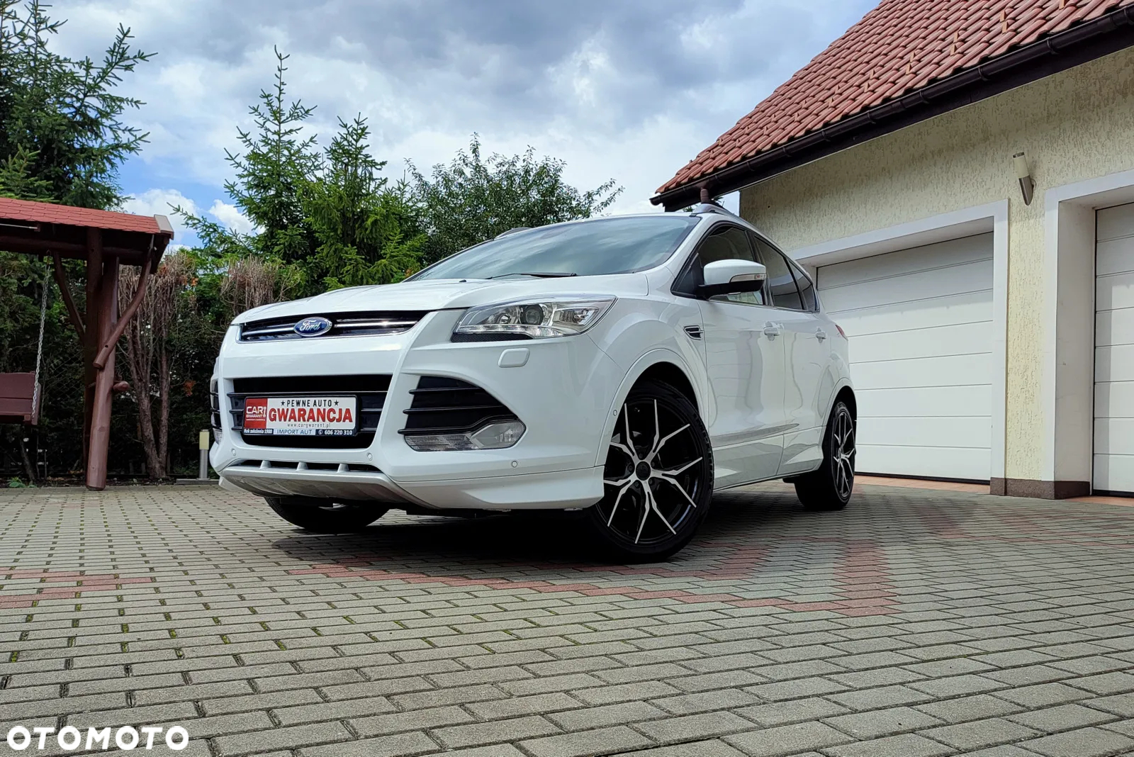 Ford Kuga 1.5 EcoBoost 2x4 ST-Line - 24