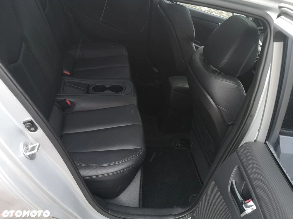 Hyundai Veloster 1.6 GDI Premium - 28