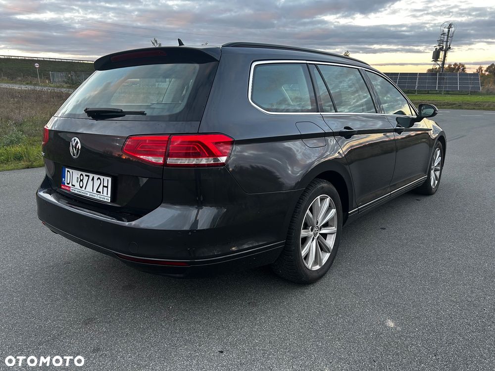 Volkswagen Passat Variant ver-variant-1-6-tdi-scr-dsg-business - 11