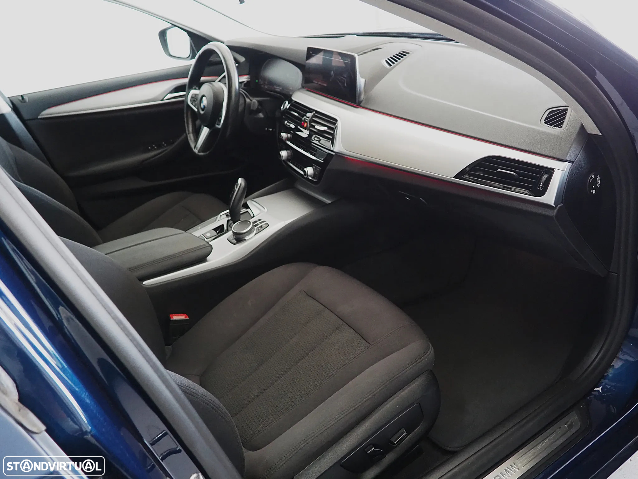 BMW 520 d xDrive Line Luxury Auto - 14