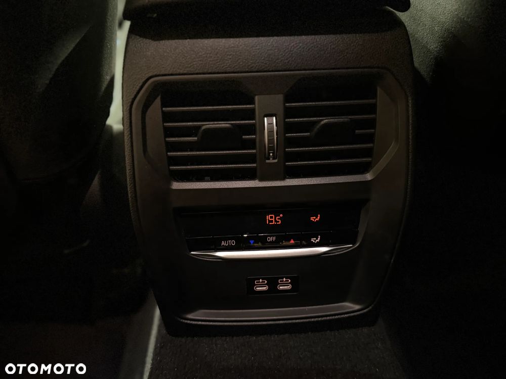 BMW Seria 3 320i M Sport sport - 18
