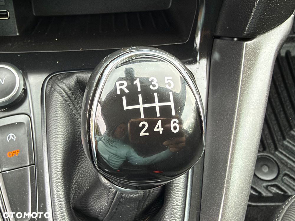 Ford Focus - 17