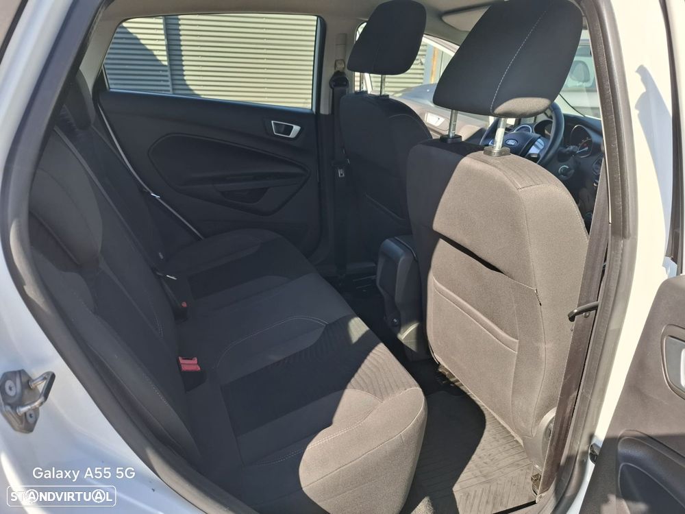 Ford Fiesta 1.6 TDCi Titanium ECOnetic - 23