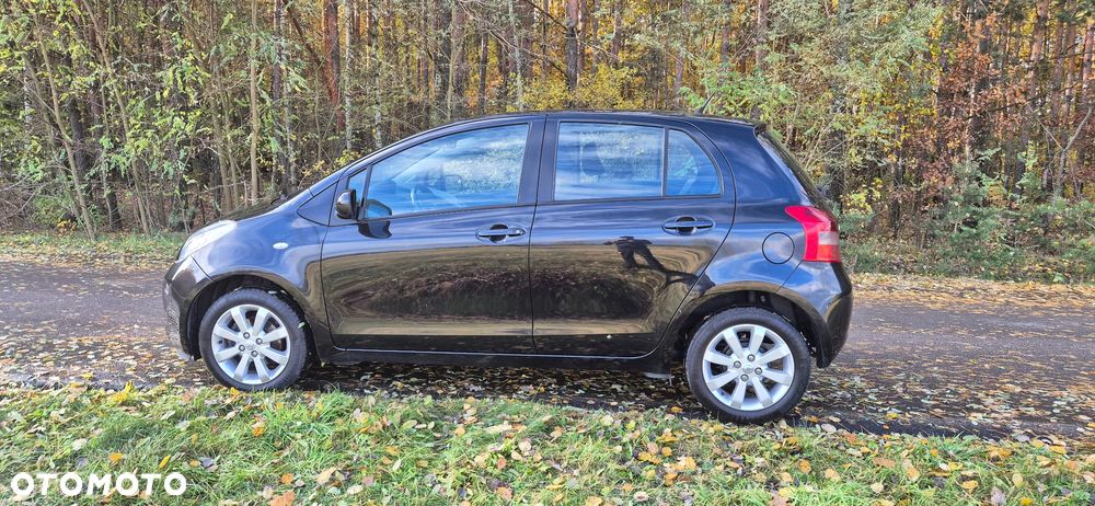 Toyota Yaris 1.3 VVT-i Executive - 8